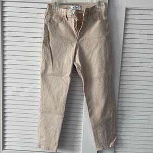 Hollister High-Rise Jeans in Light Beige